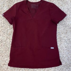 Figs Casma Three Pocket Scrub Top - Burgundy